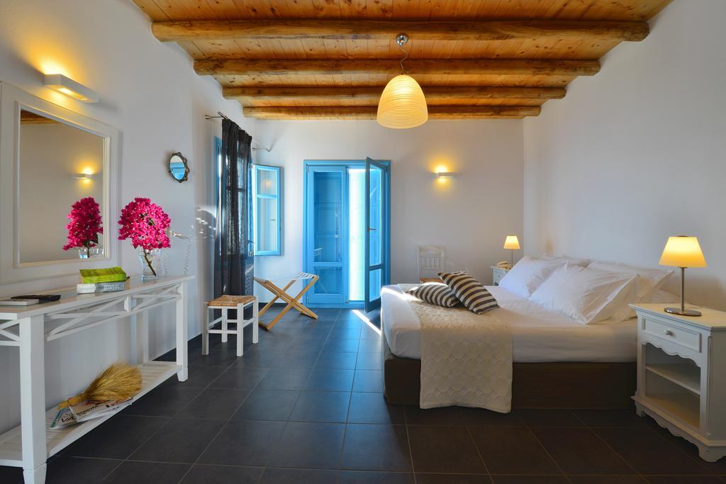 Miramare Hotel Folegandros Town Phòng bức ảnh